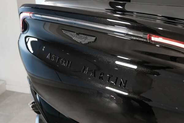 2020 Aston Martin DBX