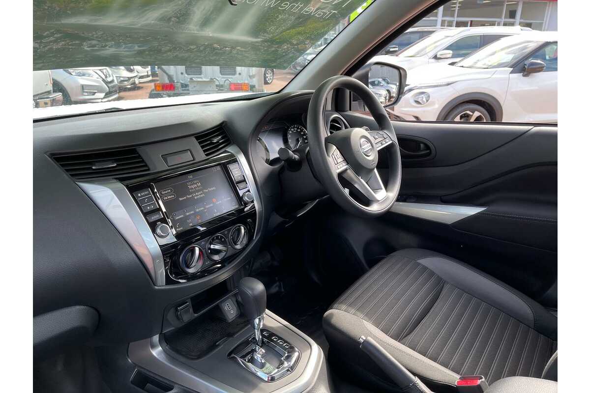 2023 Nissan Navara SL D23