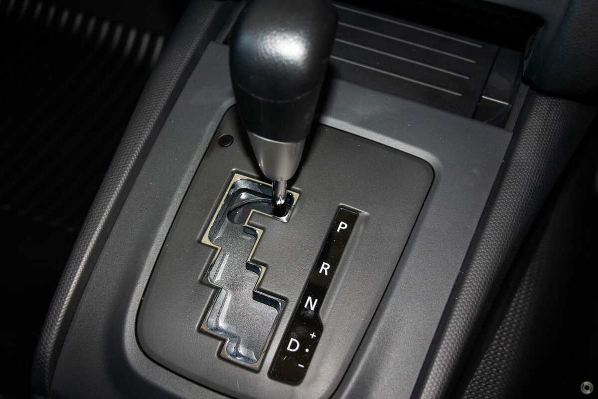 2023 Mitsubishi Triton GLX MR