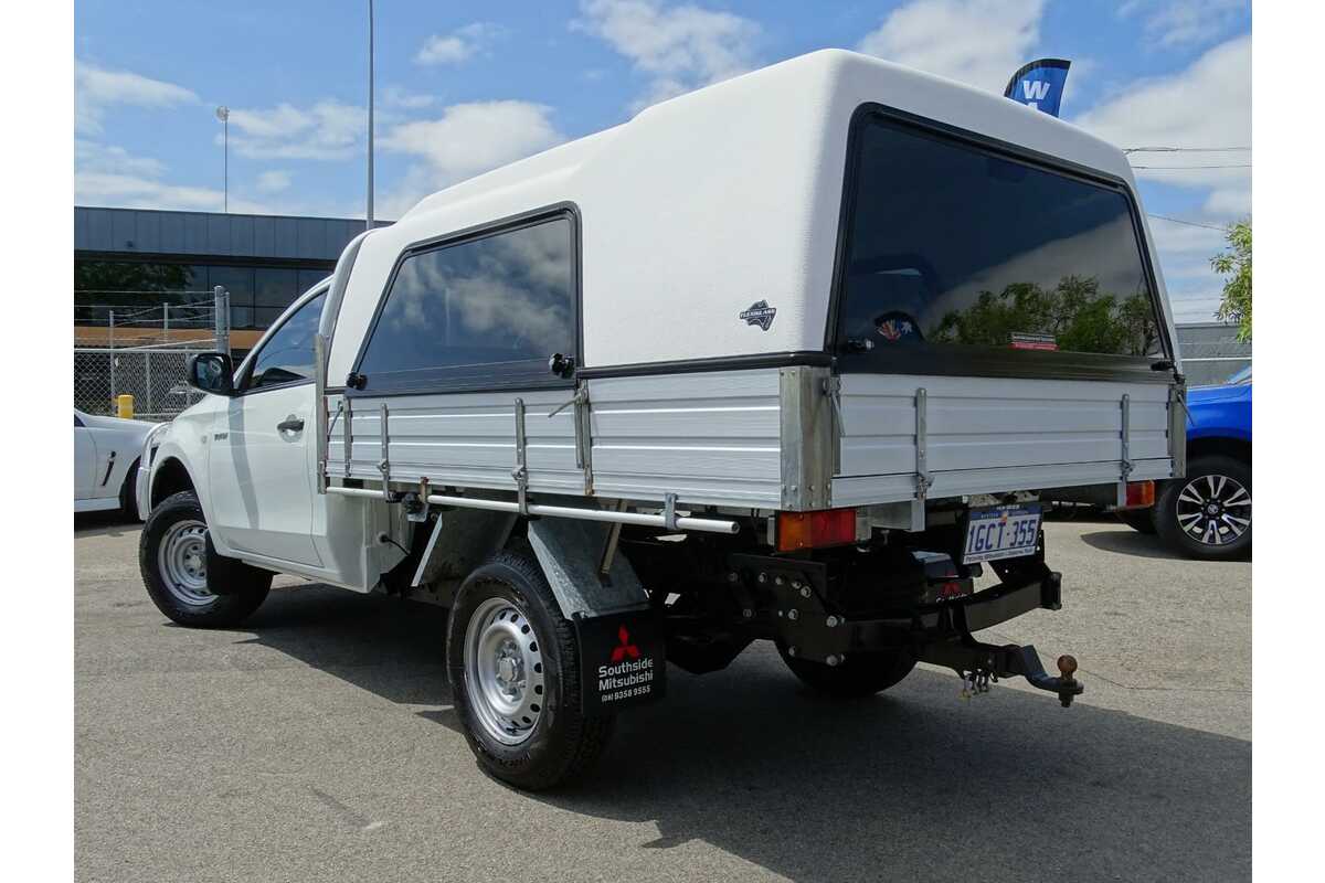 2015 Mitsubishi Triton GLX MQ