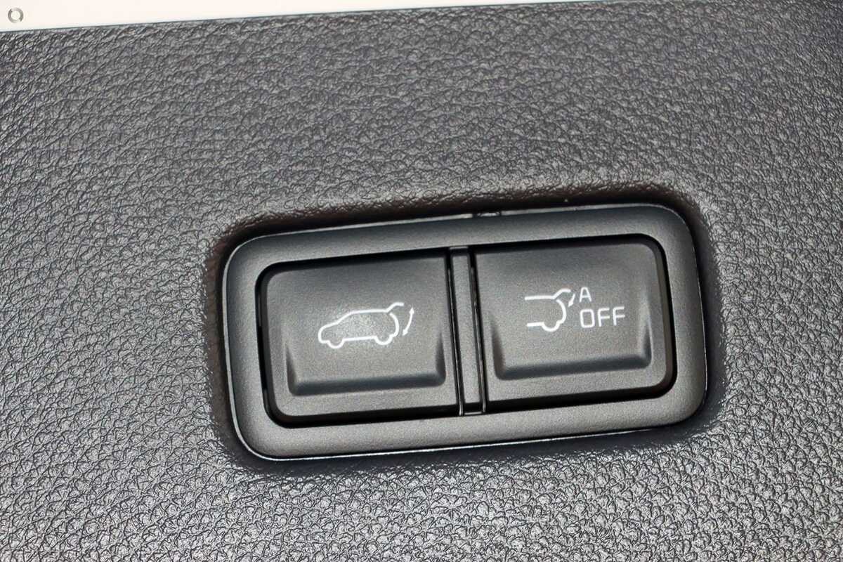 2023 Kia Carnival Special Edition KA4