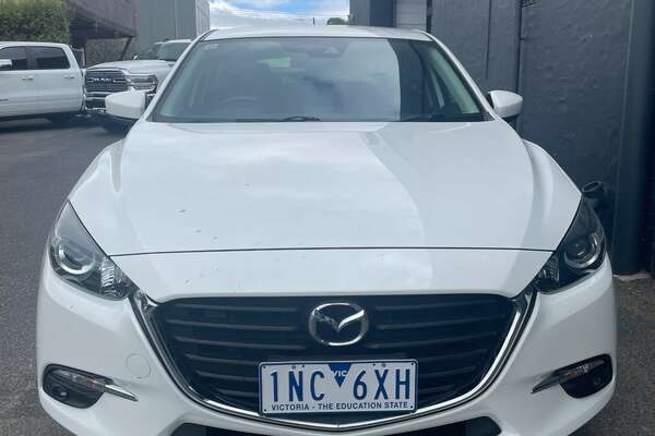 2018 Mazda 3 Neo Sport BN Series