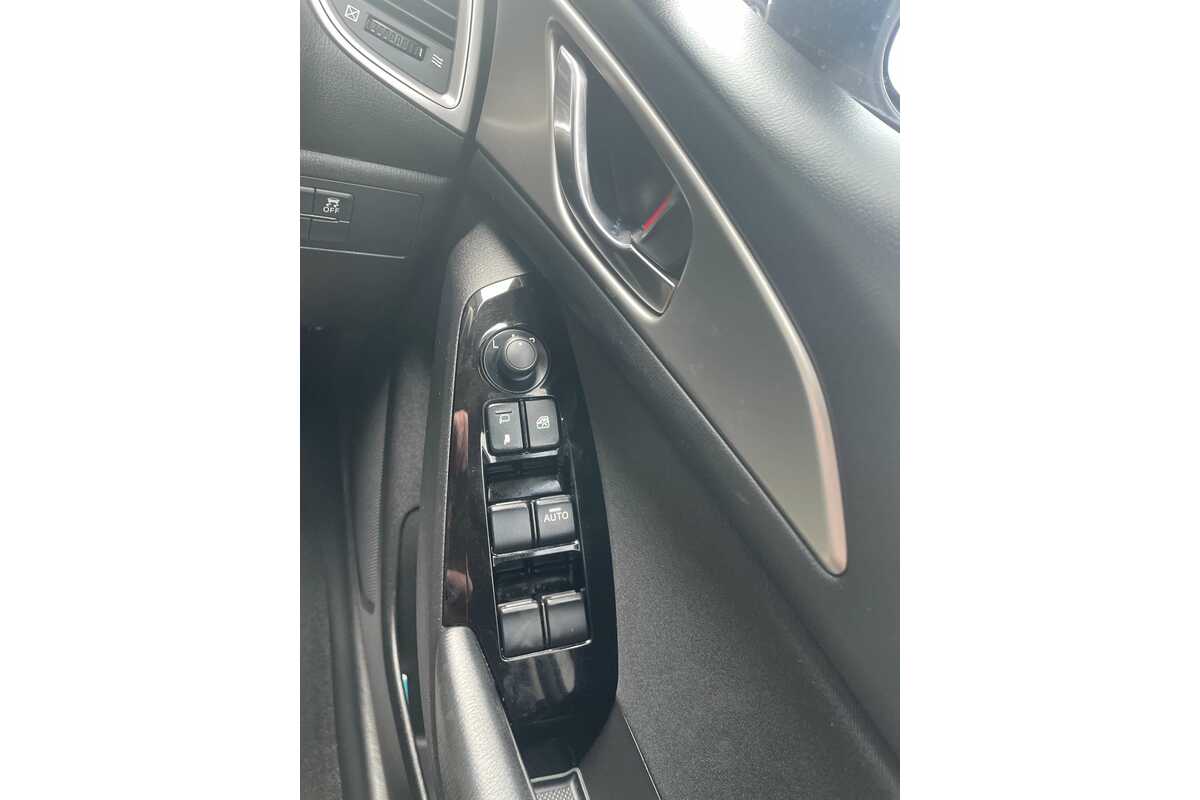2018 Mazda 3 Neo Sport BN Series