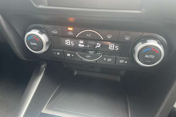 2018 Mazda 3 Neo Sport BN Series