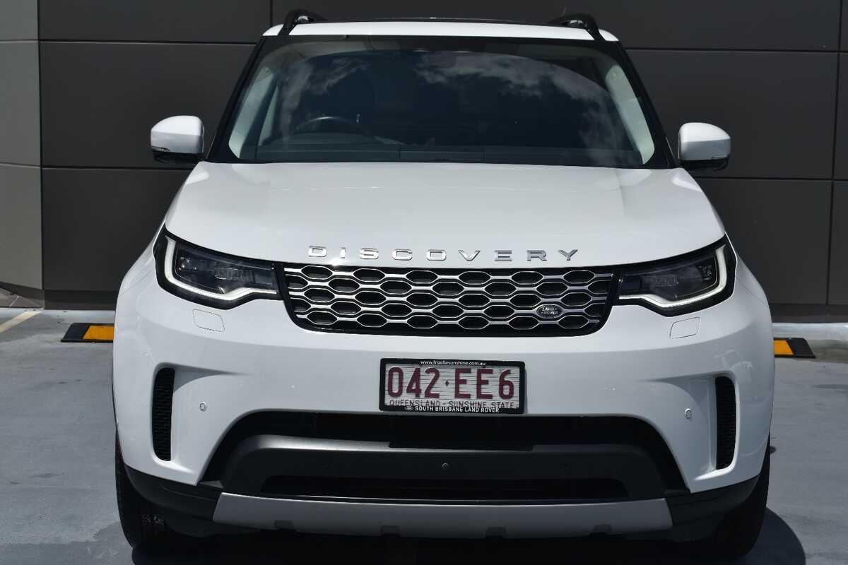 2020 Land Rover Discovery D300 S Series 5