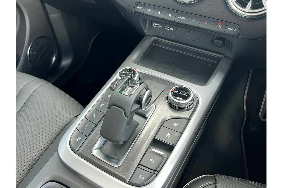 2023 GWM Tank 300 Ultra Hybrid P01