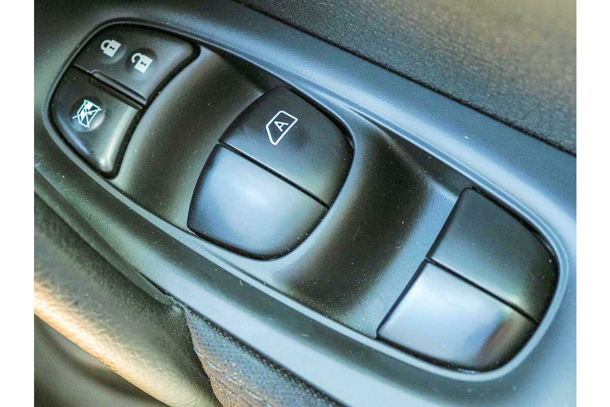 2014 Nissan QASHQAI ST J11
