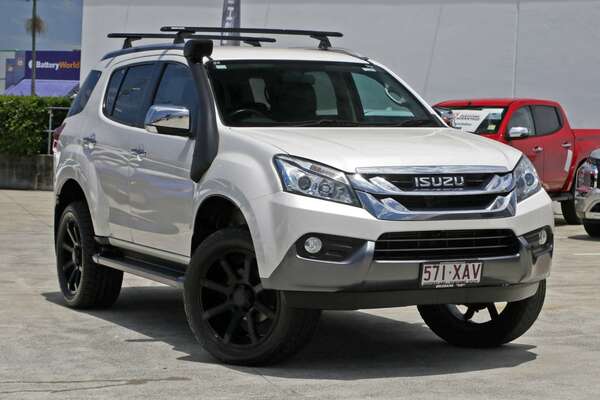 2017 Isuzu MU-X LS-T