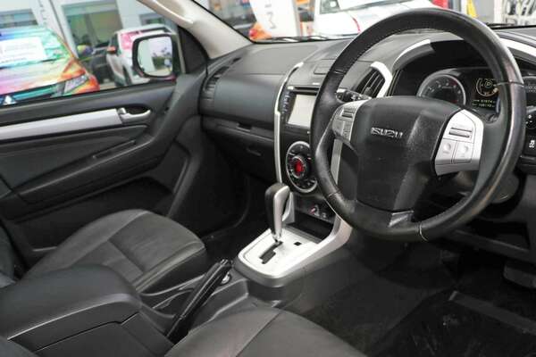2017 Isuzu MU-X LS-T