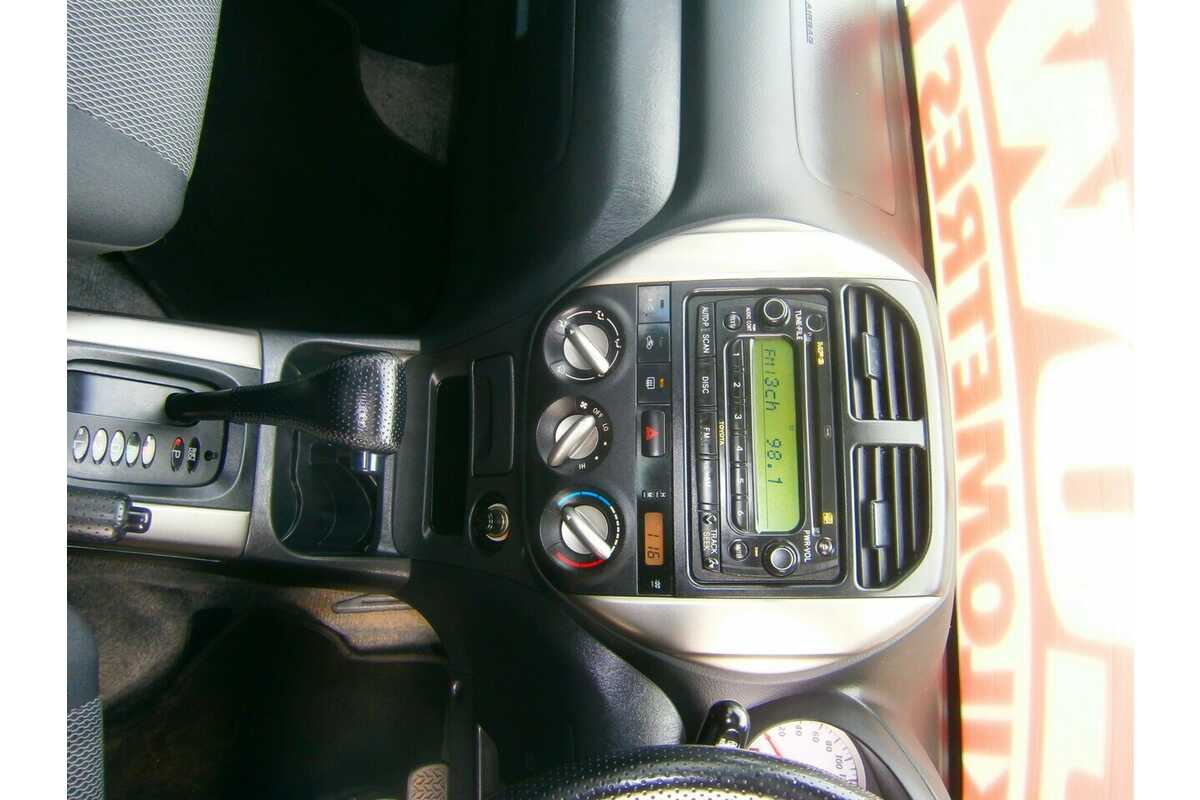 2005 Toyota RAV4 Cruiser (4x4) ACA22R