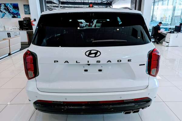 2023 Hyundai Palisade Calligraphy Black Ink LX2.V4