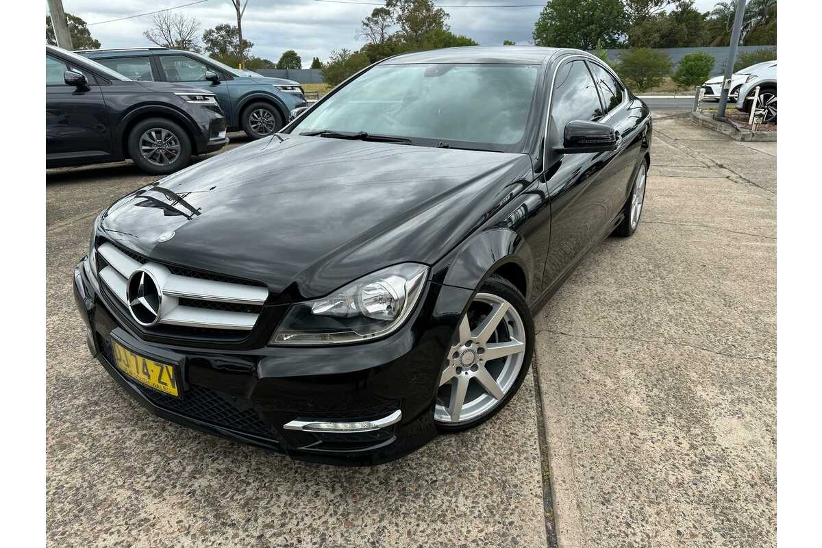 2012 Mercedes Benz C-Class C250 CDI BlueEFFICIENCY C204
