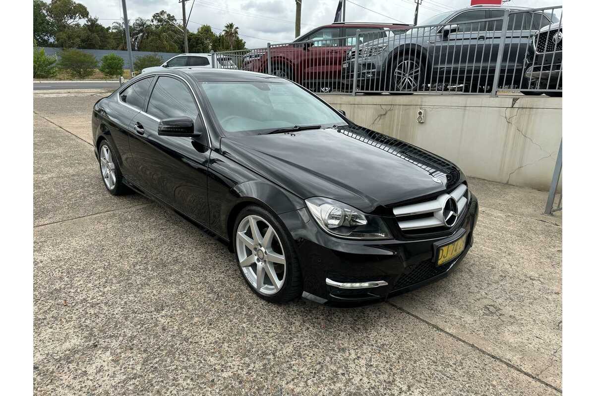 2012 Mercedes Benz C-Class C250 CDI BlueEFFICIENCY C204