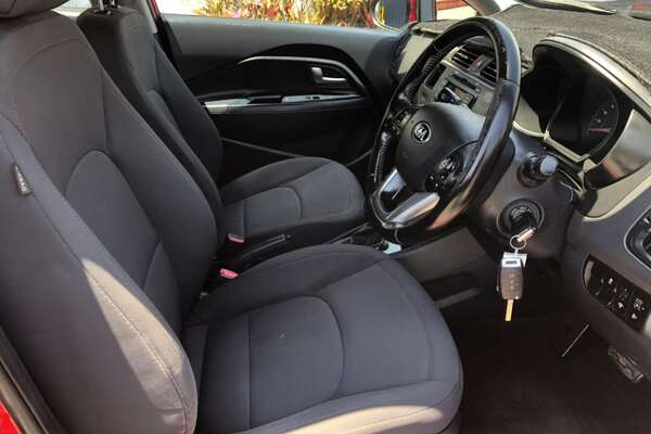 2014 Kia Rio S UB