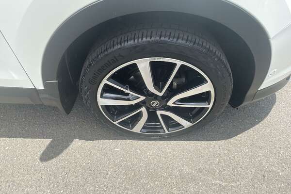 2016 Nissan QASHQAI Ti J11
