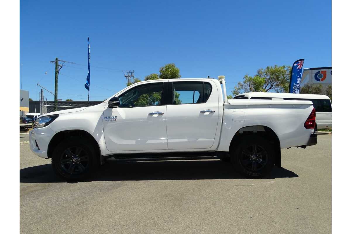 2016 Toyota Hilux SR GUN126R