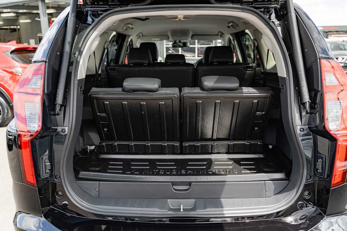 2023 Mitsubishi Pajero Sport GSR QF