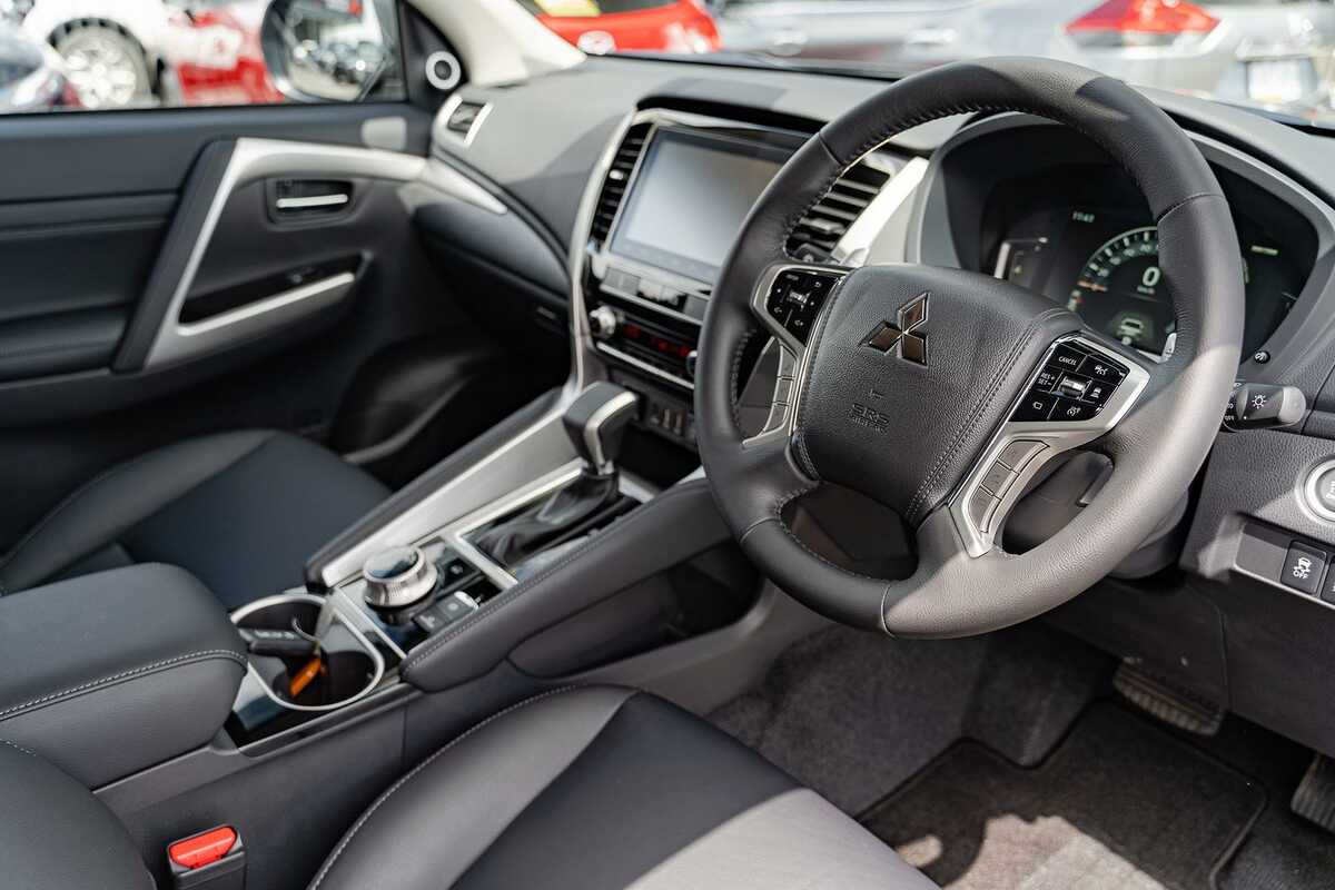 2023 Mitsubishi Pajero Sport GSR QF