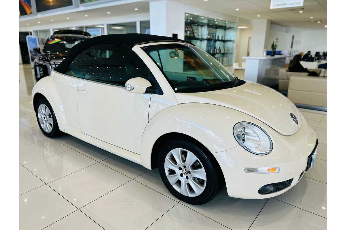 2010 Volkswagen Beetle  1Y