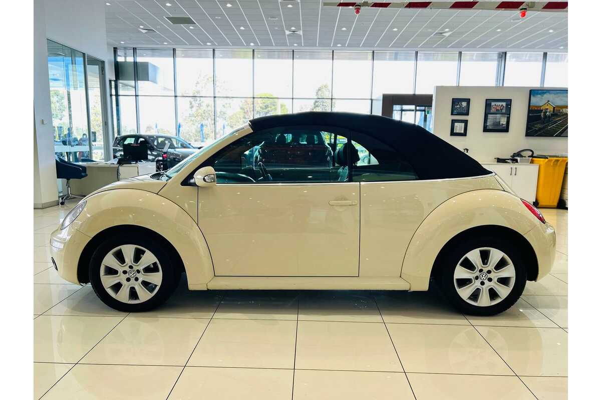 2010 Volkswagen Beetle 1Y