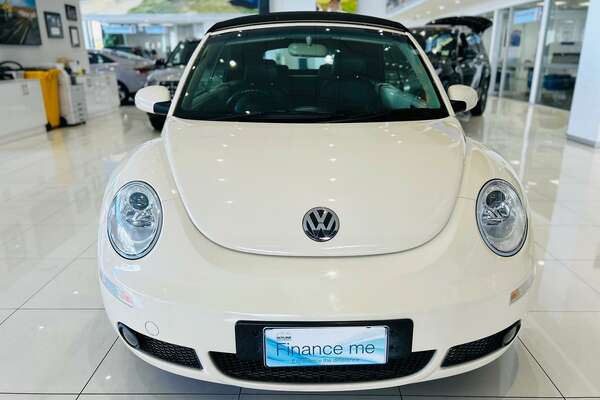 2010 Volkswagen Beetle  1Y