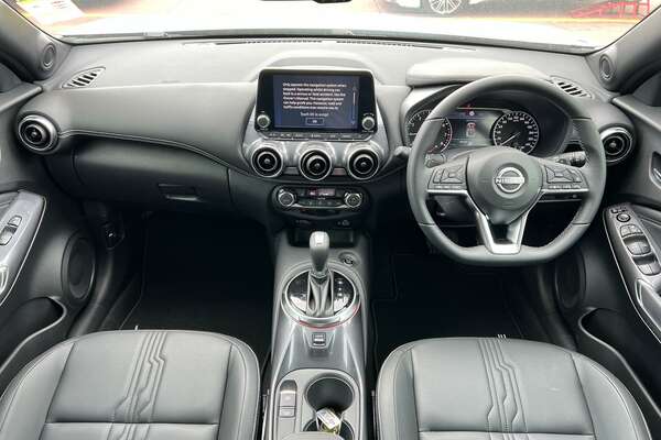 2023 Nissan JUKE ST-L F16