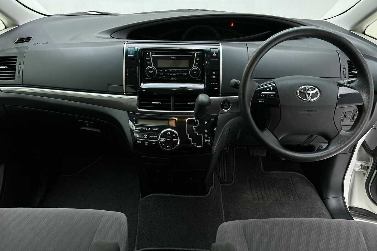 2015 Toyota Tarago GLi ACR50R