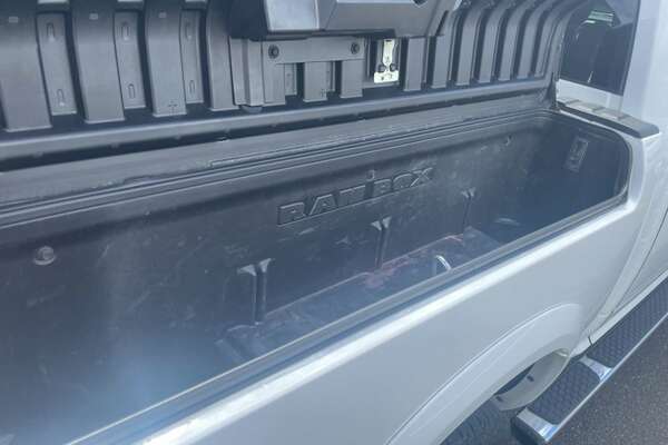2019 RAM 1500 Laramie RamBox DS