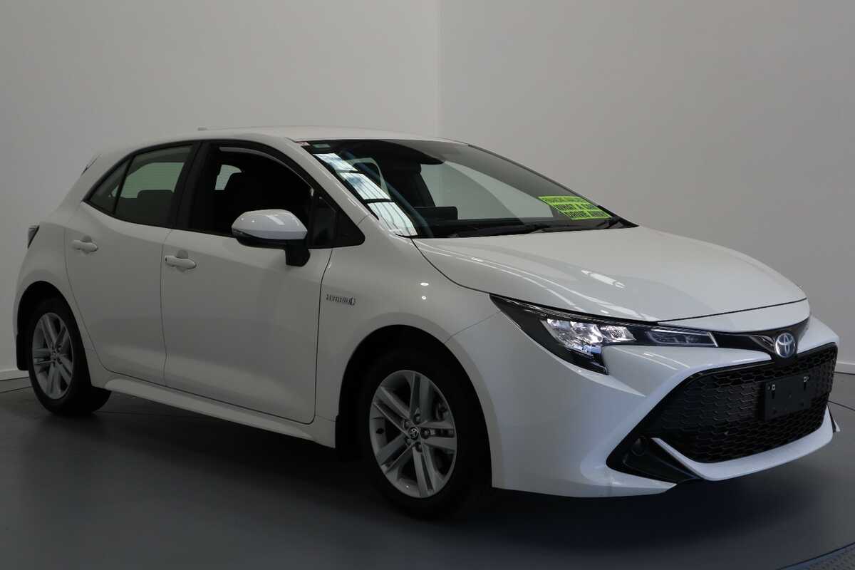 2021 Toyota Corolla Hatch Hybrid Ascent Sport 1.8L 5 Door003 4414690A0