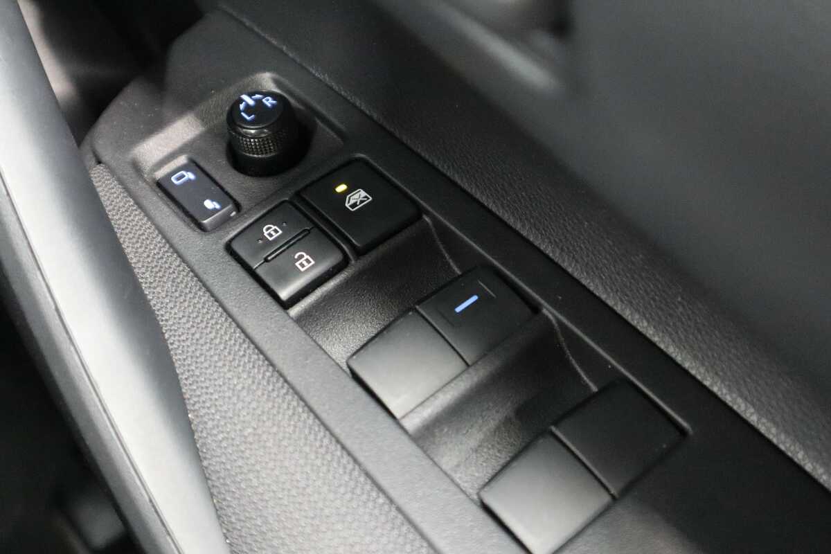 2021 Toyota Corolla Hatch Hybrid Ascent Sport 1.8L 5 Door003 4414690A0