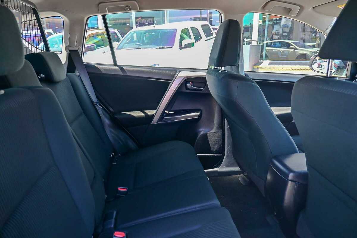 2018 Toyota RAV4 GX ASA44R