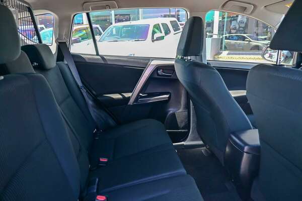 2018 Toyota RAV4 GX ASA44R