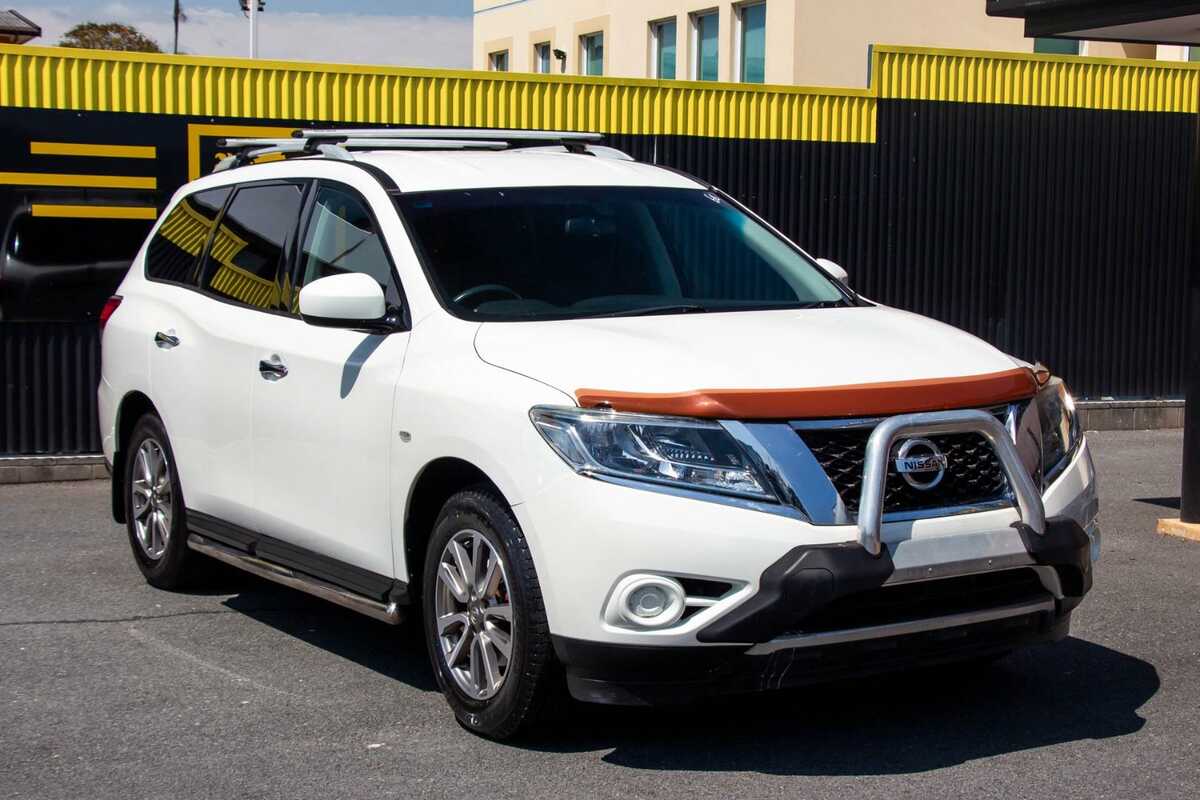 2015 Nissan Pathfinder ST R52