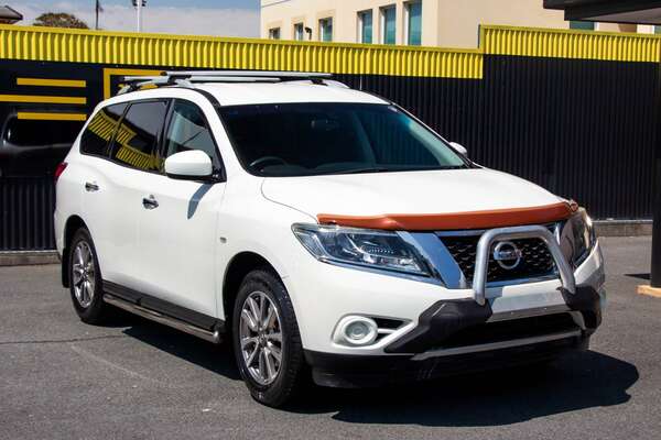 2015 Nissan Pathfinder ST R52