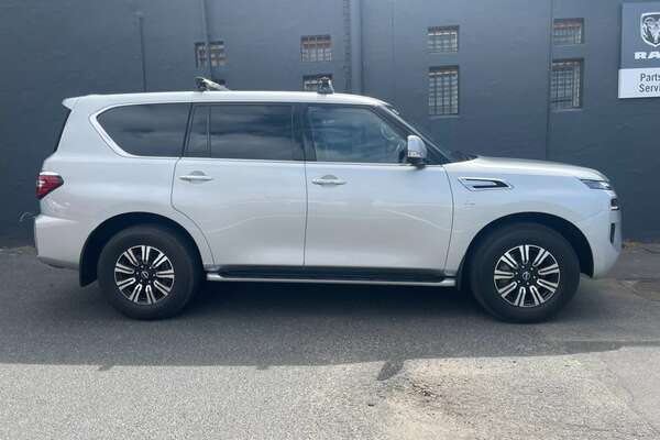 2022 Nissan Patrol Ti Y62