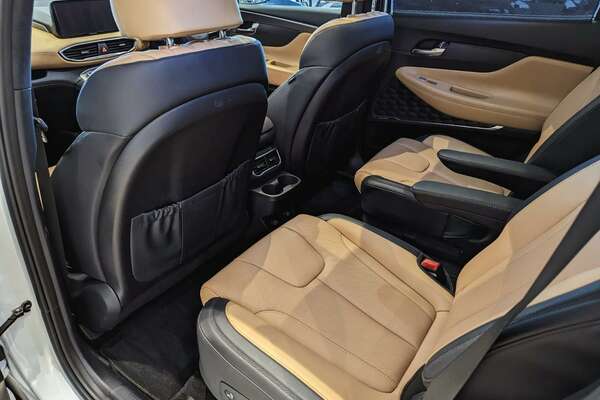 2023 Hyundai Santa Fe Hybrid Highlander TM.V4