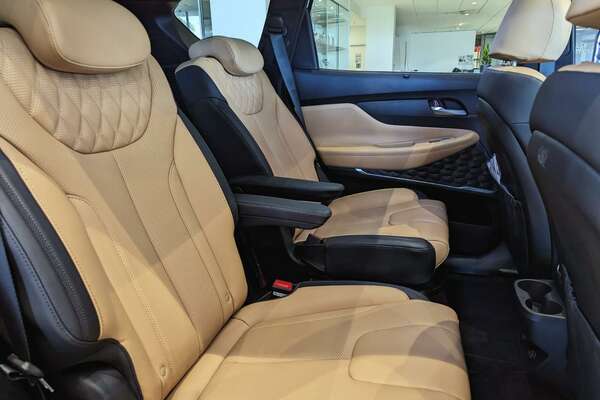 2023 Hyundai Santa Fe Hybrid Highlander TM.V4