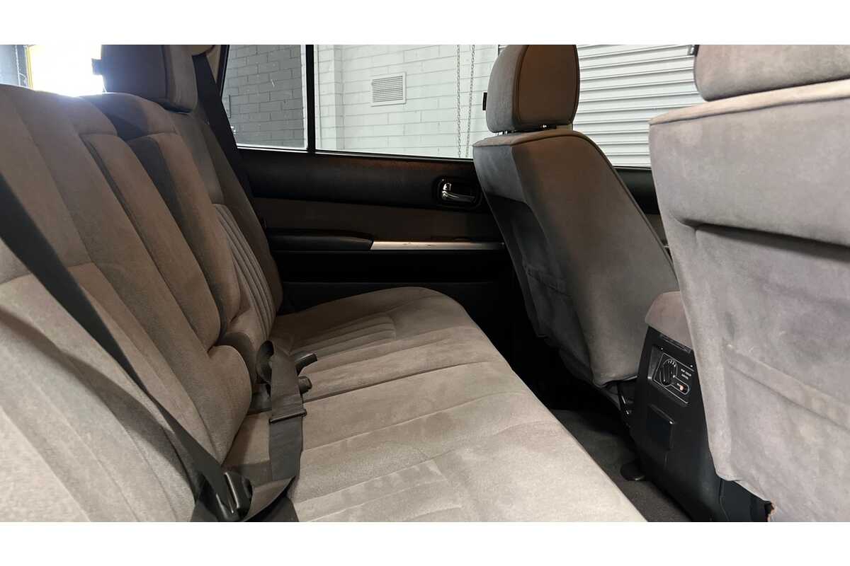 2015 Nissan Patrol ST Y61 GU 10