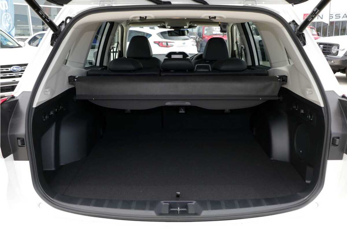 2023 Subaru Forester 2.5i-S S5