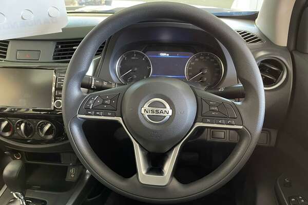 2023 Nissan Navara SL D23