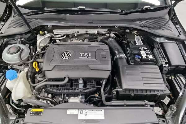 2020 Volkswagen Golf R 7.5