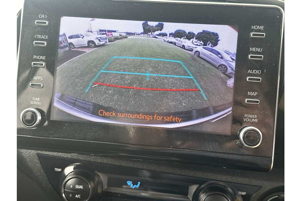 2021 Toyota Hilux SR5 GUN126R