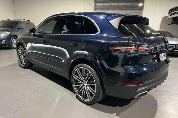 2020 Porsche Cayenne  9YA