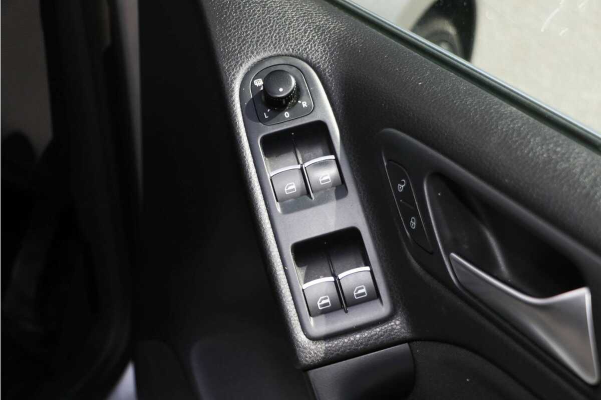 2013 Volkswagen Golf 118TSI VI