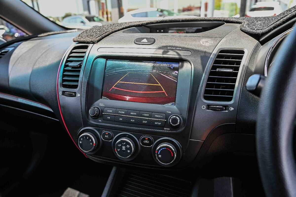 2017 Kia Cerato S YD
