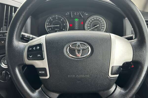 2015 Toyota Landcruiser GXL VDJ200R