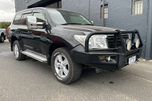 2013 Toyota Landcruiser Altitude VDJ200R
