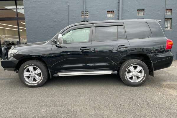2013 Toyota Landcruiser Altitude VDJ200R