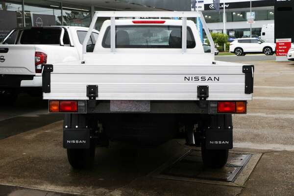 2023 Nissan Navara SL D23