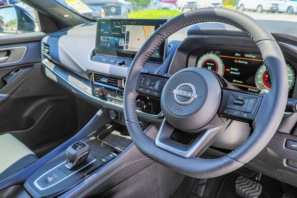 2023 Nissan QASHQAI Ti J12